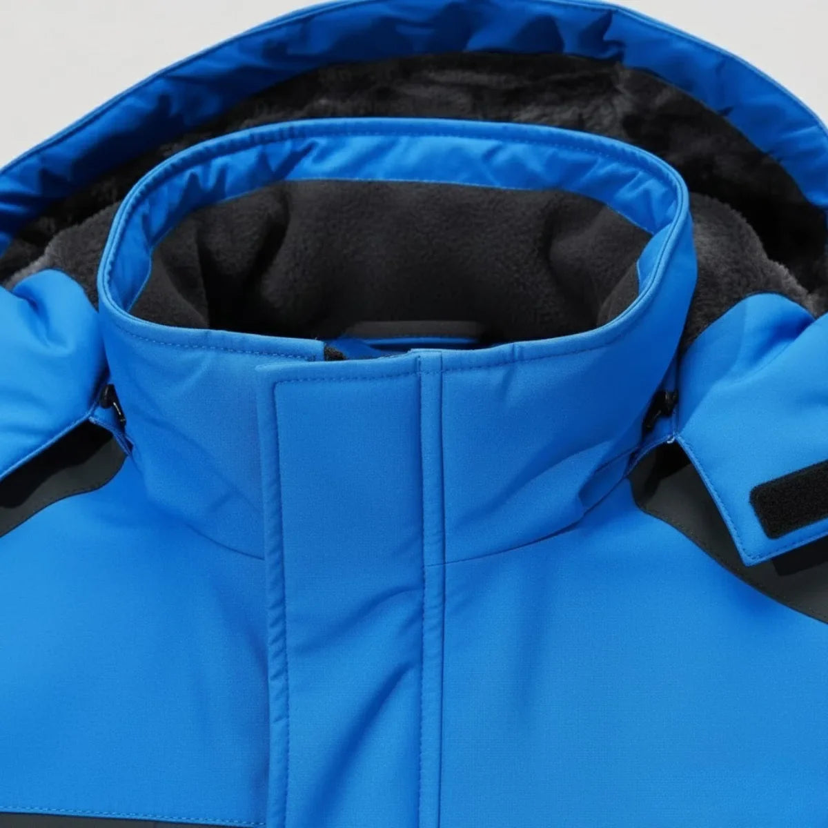 FrostLine™ – Fortschrittlicher Wärmeschutz für extreme Winterbedingungen
